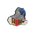 Spilla smaltata squalo mago con cappello a stelle blu e libro magico rosso - Squalo Mago Che Legge Libro Magico (CC2218)