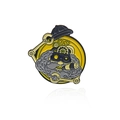 Spilla in smalto steampunk con uccello meccanico robotico, occhiali e ingranaggi gialli e grigi - Stile Figura Meccanica (CC2126)
