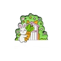 Broche épingle émaillée petit lapin blanc tenant une carotte avec maison et jardin - Style Lapin Tenant une Carotte(CC2368)