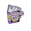 Broche grimoire magique violette avec crâne gravé et détails de croissant de lune - Style Livre Magique Squelette (CC893)