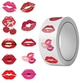 Rol met 500 rode lipstickers met kusafdrukken en hartjes voor scrapbooking decoratie - Rode Lippen Stickers
