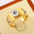 Bague large pour hommes en finition dorée avec grand zircon rond et détails de diamants - Taille 7 / Style S (R0758) / Or