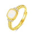 Anillo vintage de plata S925 bañada en oro con opalo blanco cuadrado y diseño torcido - Abierto ajustable