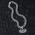 Collana hip hop argentata con pendente teschio pipistrello e cristalli luccicanti - Set di collane / Argento