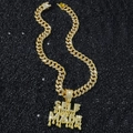Hip-Hop-Halskette mit goldfarbenem SELF MADE-Anhänger und kubanischer Panzerkette - Goldene Halskette Und Self Made Buchstaben Anhänger