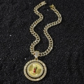 Collana hip hop dorata con catena cubana di diamanti e ciondolo rotante della Vergine Maria - Oro