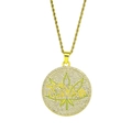 Collana hip hop con ciondolo rotondo dorato foglia di cannabis e cristalli lucidi - Oro (Piastra Rotonda Foglia) - Catena a Corda in Acciaio Inossidabile
