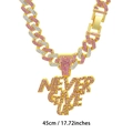 Collar hip hop Never Give Up dorado con pedrería rosa, longitud de 45 cm - 45cm / Dorado con Cadena Bicolor Rosa y Blanca