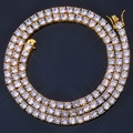 Dreireihige vergoldete Tenniskette mit funkelnden runden Moissanit-Steinen - Drei Reihen Strass / Goldfarben (8mm Breite) / 16英寸（长度40.64cm）