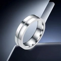 US 6 / Stile Fascia Piatta Acciaio con Scanalatura (Uomo)