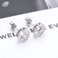 Elegante S925 Sterlingsilber Blumen-Ohrstecker mit glänzenden Moissanit-Edelsteinen - Silber (Breite 8mm)