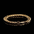 Dettaglio del bracciale a catena cubana dorata con chiusura a molla circolare lucida - 6mm / 9 pollici / Oro