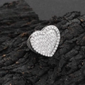 Anello a cuore hip-hop con zirconi rettangolari e finitura in argento scintillante - US 7 / Platino