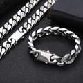 Dettaglio catena cubana 12mm in acciaio con zirconi CNC e intagli a forma di lacrima - Collana da 24 pollici / Color Acciaio