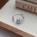 Anillo ajustable de plata de ley 925 con estrella azul y pequeños circones finos - Abierto Ajustable / Plateado