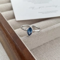 Anillo abierto de plata S925 con textura irregular y circón azul talla marquesa - Abierto Ajustable / Estilo de Piedra Preciosa Marquesa Azul (D785)