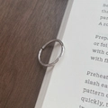 Anello aperto in argento sterling S925 con trama martellata irregolare fatta a mano - Aperto Regolabile / Stile Minimalista con Trama Fatta a Mano (D781)
