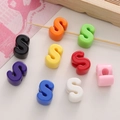 Perline a lettera S in acrilico colorato per creare braccialetti e collane fatte a mano - S