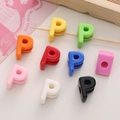 Perline colorate in acrilico con lettera P e foro largo per creazione di gioielli DIY - Lettera P