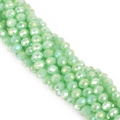 Tira de cuentas de vidrio facetadas verde claro con acabado iridiscente para joyas - 8mm / Verde Medio Jade AB