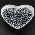 Perle finte grigie sferiche in una ciotola di ceramica a forma di cuore per gioielli fai da te - Grigio scuro
