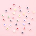 Perles de marguerite en résine colorées pour bijoux DIY en couleurs vives assorties - Diamètre 4-5mm, Longueur 19cm (1 Brin/Paquet) / Blanc