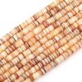 Platte ronde natuurlijke schelpkralen in oranje en crème voor DIY sieraden maken - Diameter 6mm / Originele Kleur