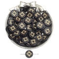 Detail of black acrylic beads with gold sunburst pattern for handmade jewelry making - Flat Round Pattern Style / 30 Pieces/Pack (16mm)