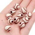 Acryl kralen met honkbalpatroon en rode stiksels voor DIY sieraden en armbanden - Honkbal Stijl (Ongeveer 12 mm) / Set van 30 / Beige