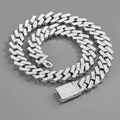 Zilverkleurige hiphop cubaanse ketting met Z-vormige schakels en sprankelende kristallen - Zilver 18inch (45cm)