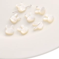 Perles en nacre naturelle en forme de lapin pour la fabrication de bijoux faits main - Env. 10x12mm / Tête de Lapin Trou Horizontal Coquille Blanche / 1 Pièce