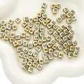 Gouden vierkante alfabet kralen met letter R voor DIY armbanden en sieraden maken - Letter R
