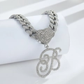 Collier maille cubaine argentée avec pendentif coeur et lettre B scintillant - Lettre B Argentée
