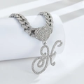 Collier hip hop argenté avec pendentif coeur et lettre K glacée sur une chaîne cubaine - Lettre H Argentée