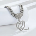 Chaîne cubaine argentée glacée avec cœur et pendentif lettre Q serti de strass - Lettre Q Argentée