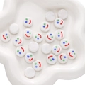 Cuentas blancas redondas y planas con caritas sonrientes para manualidades de joyería - 1 Pieza por Paquete / Cara Sonriente Colorida Blanca (14x6mm)