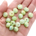 Perle di vetro sfaccettate 12x10mm con motivi a spirale gialli, verdi e bianchi - 2 Pezzi/Confezione 12x10mm Foro Circa 2mm / verde-giallo