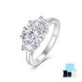 Detalle del anillo de plata S925 con piedras de moissanita redondas y trapezoidales - Talla US 5 / Anillo de Moissanita Baguette Con Certificado GRA Y Caja de Regalo