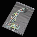Transparenter PVC-Beutel mit bunter Brillenkette mit Sportmotiven und Perlenbesatz - 16x24cm (10 Stück/Packung)