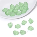 Mattierte hellgrüne unregelmäßige flache Glasperlen für DIY Schmuckherstellung - 10 Stück/Packung (12x15mm) / Grün