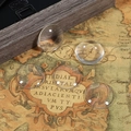 Set van 5 ronde transparante glazen cabochons op vintage kaart voor DIY sieraden - Rond Diameter 30mm