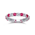 Anello eternity in argento S925 con rubini rossi e zirconi bianchi alternati con eleganza - US 5 / Cuore di Rosa (Rosso e Bianco)