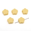 Cinq perles fleurs en acrylique jaune avec trous latéraux pour création de bijoux DIY - Jaune Uni