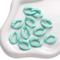 Eslabones de cadena de acrílico verde menta mate para joyería DIY, set de 10 piezas - Hebilla Ovalada Sólida / 5 Piezas / Verde azulado