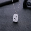 Gepolijste zilveren roestvrijstalen ketting met een holle letter J rechthoek hanger - Letter J Hol Ontwerp (HP0046SJ)