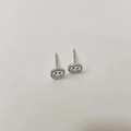 Dettaglio degli orecchini a lobo smiley in argento sterling S925 con marchio inciso - Argento 925 / Argento Thai - Faccina Sorridente