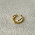 Detailed close-up of a polished gold X-shaped criss-cross ear cuff with a smooth finish - 925 Silver / Gold (Single)