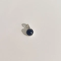 Pendentif rond en argent sterling S925 avec une pierre de grès bleu profond étoilé - Argent 925 / Pierre de Sable Bleu-Couleur Or Blanc