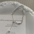 Detail von S925 Sterlingsilber mehrreihigem Perlenarmband mit Schiebeverschluss und Anhänger - Silber