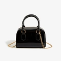 Sac Boston noir brillant en PVC avec chaîne dorée et poignées pour femmes - 180*90*130mm / Noir